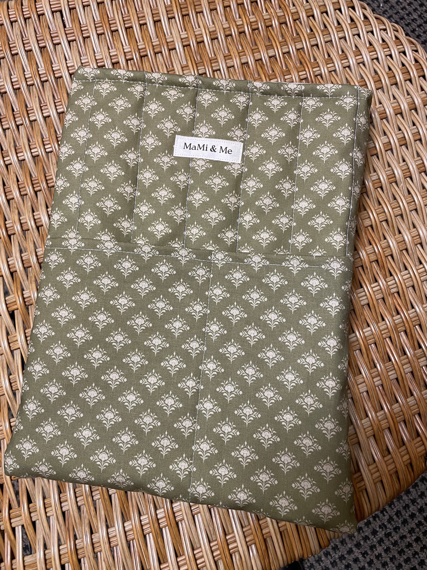 Small Quilted Booksleeve